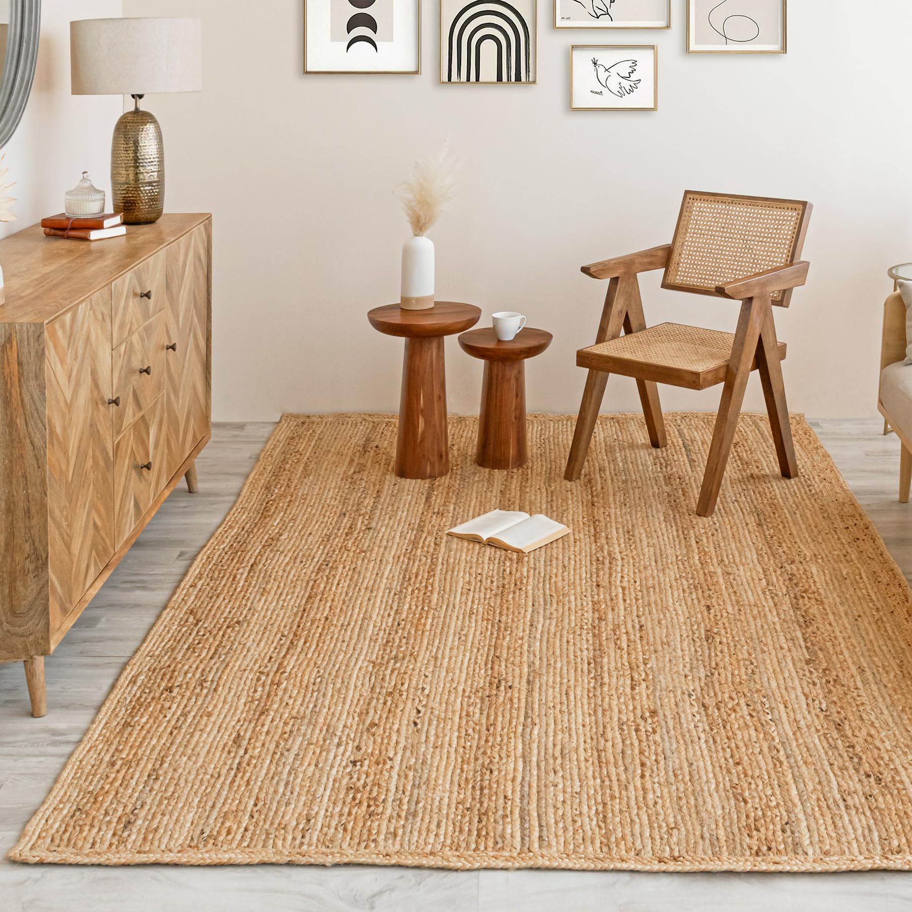 HOMEMONDE Handwoven Jute Area Rug - 4 feet Round Natural Yarn Loom Braided Rug - Eco-Friendly Boho Farmhouse Reversible Design for Bedroom, Living Room, and Kitchen (Natural)