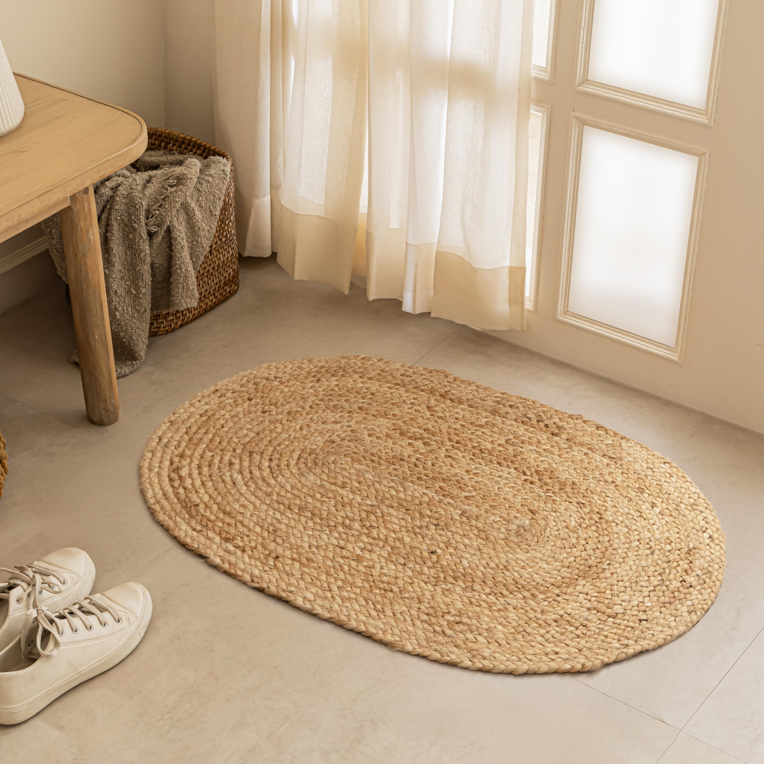 HOMEMONDE Handwoven Jute Area Rug - 4 feet Round Natural Yarn Loom Braided Rug - Eco-Friendly Boho Farmhouse Reversible Design for Bedroom, Living Room, and Kitchen (Natural)