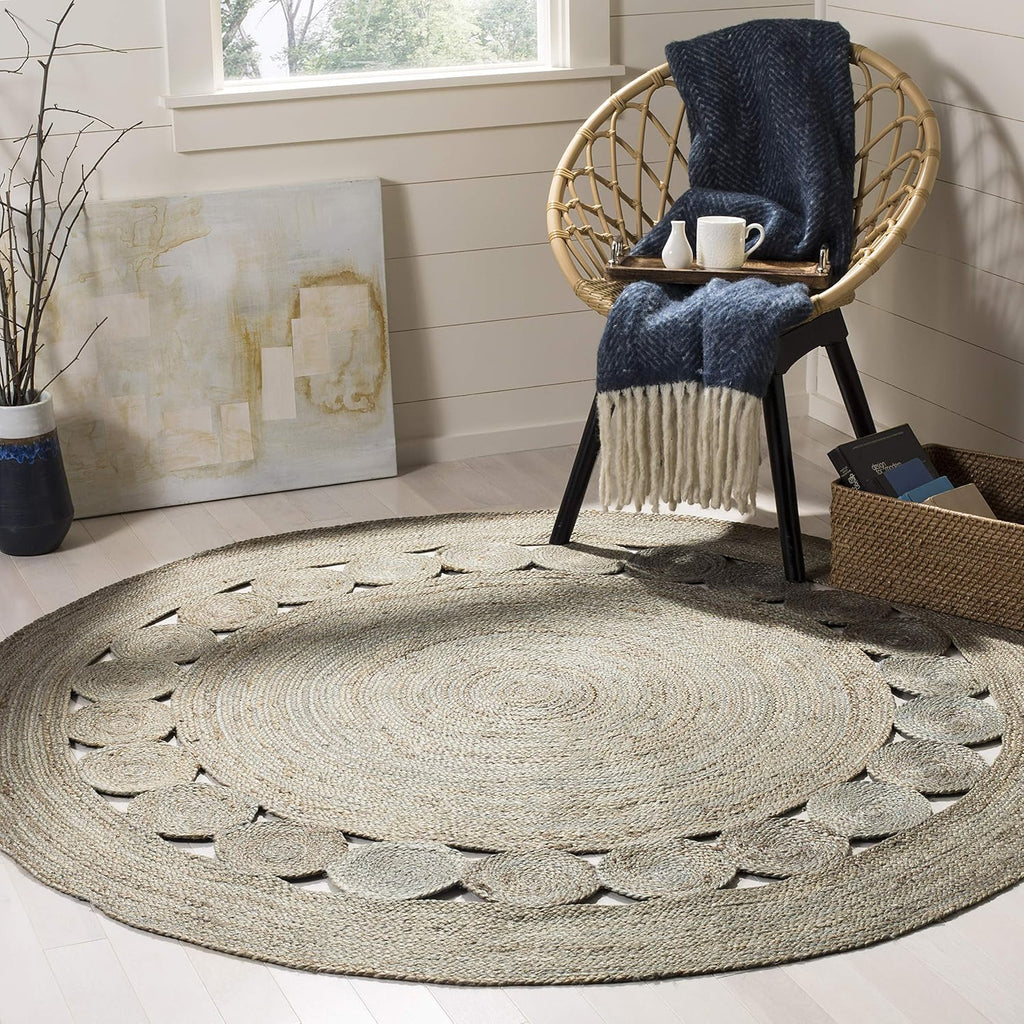 SAFAVIEH Area Rug 4' Round - Natural Fiber Collection - Natural Brown, Handmade Jute, Boho Farmhouse Braided Design (NF364A)