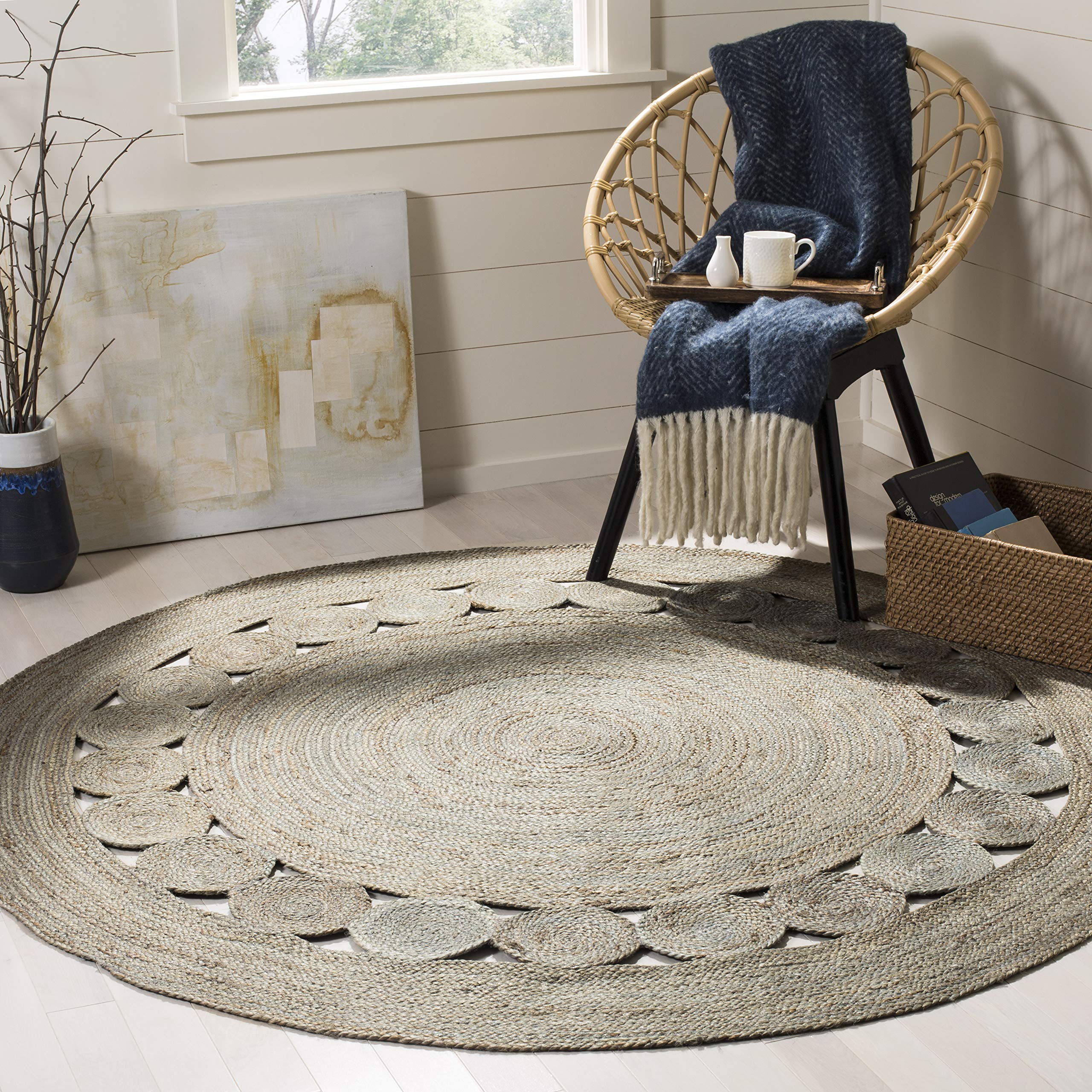 SAFAVIEH Area Rug 4' Round - Natural Fiber Collection - Natural Brown, Handmade Jute, Boho Farmhouse Braided Design (NF364A)