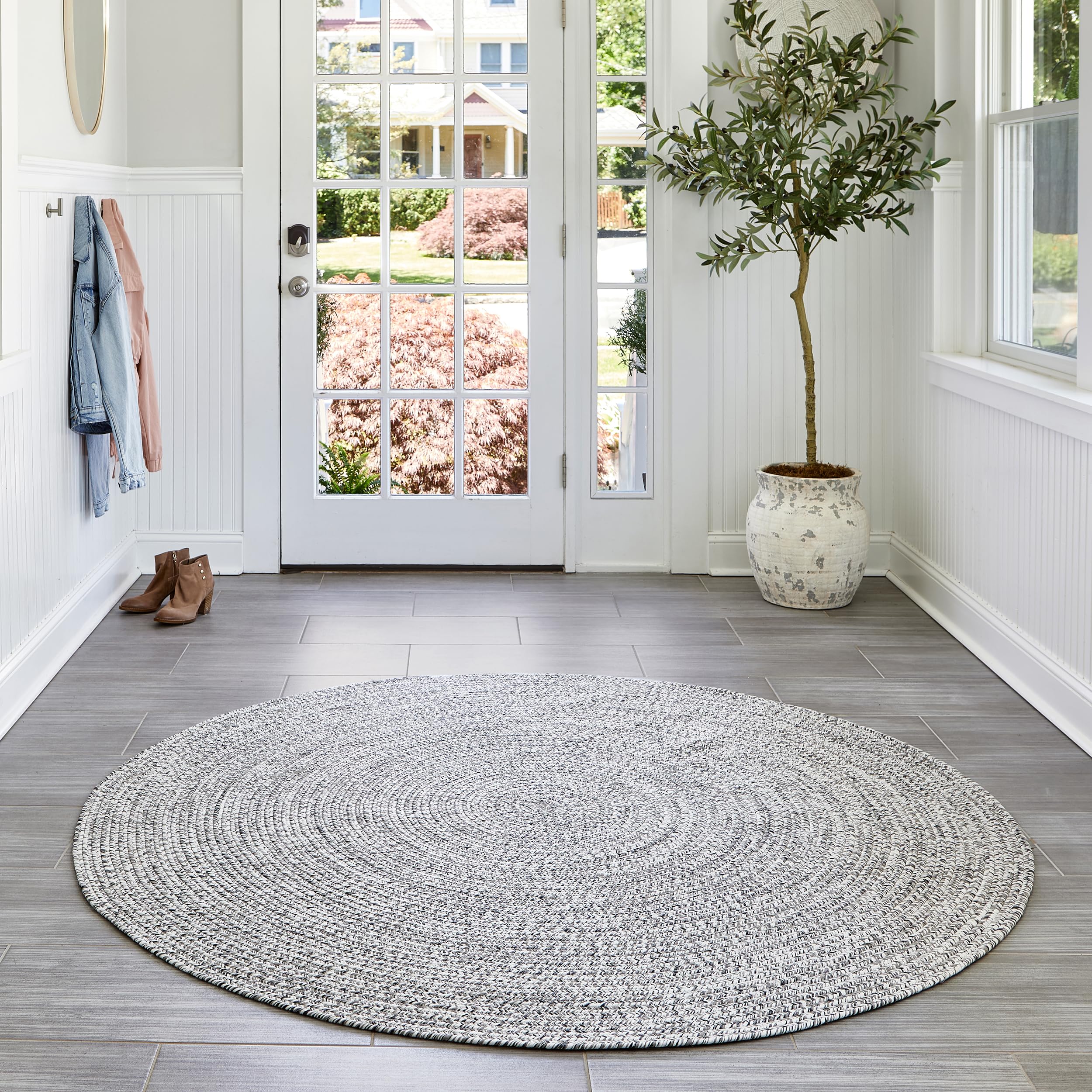 nuLOOM 5' x 8' Solid Hand Braided Indoor/Outdoor Area Rug, Pet-Friendly, High Traffic, Weather Resistant, for Patio, Balcony, Bedroom, Living Room, Dining Room, Wynn Tan
